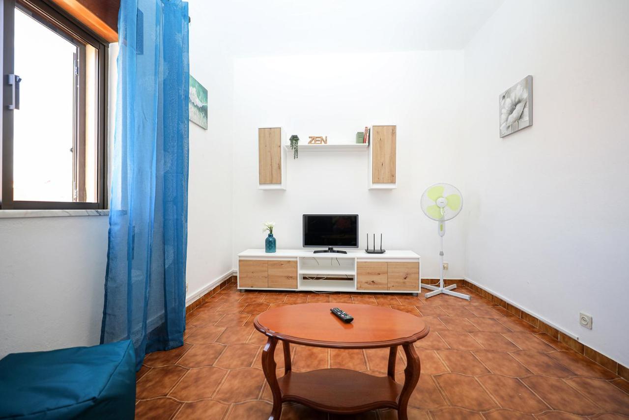 B91 - Bairro Apartment In Lagos Buitenkant foto
