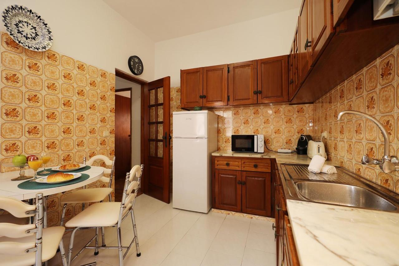 B91 - Bairro Apartment In Lagos Buitenkant foto