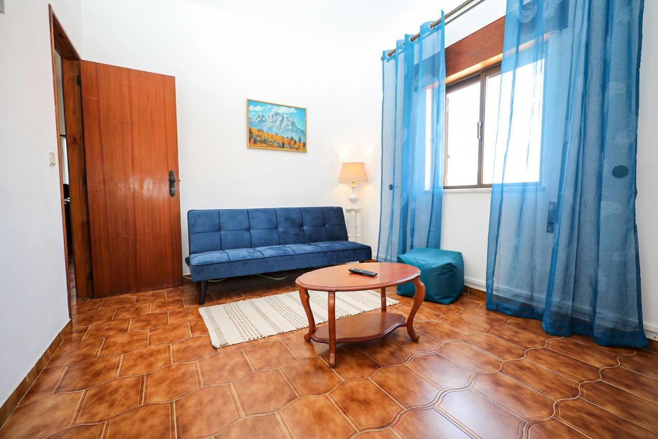 B91 - Bairro Apartment In Lagos Buitenkant foto