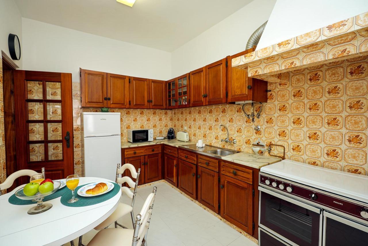B91 - Bairro Apartment In Lagos Buitenkant foto